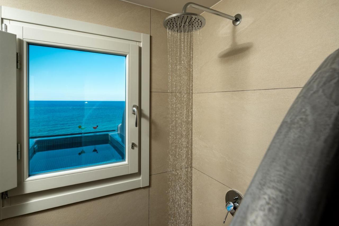 Neoma Luxury Suites 카르테라도스 외부 사진
