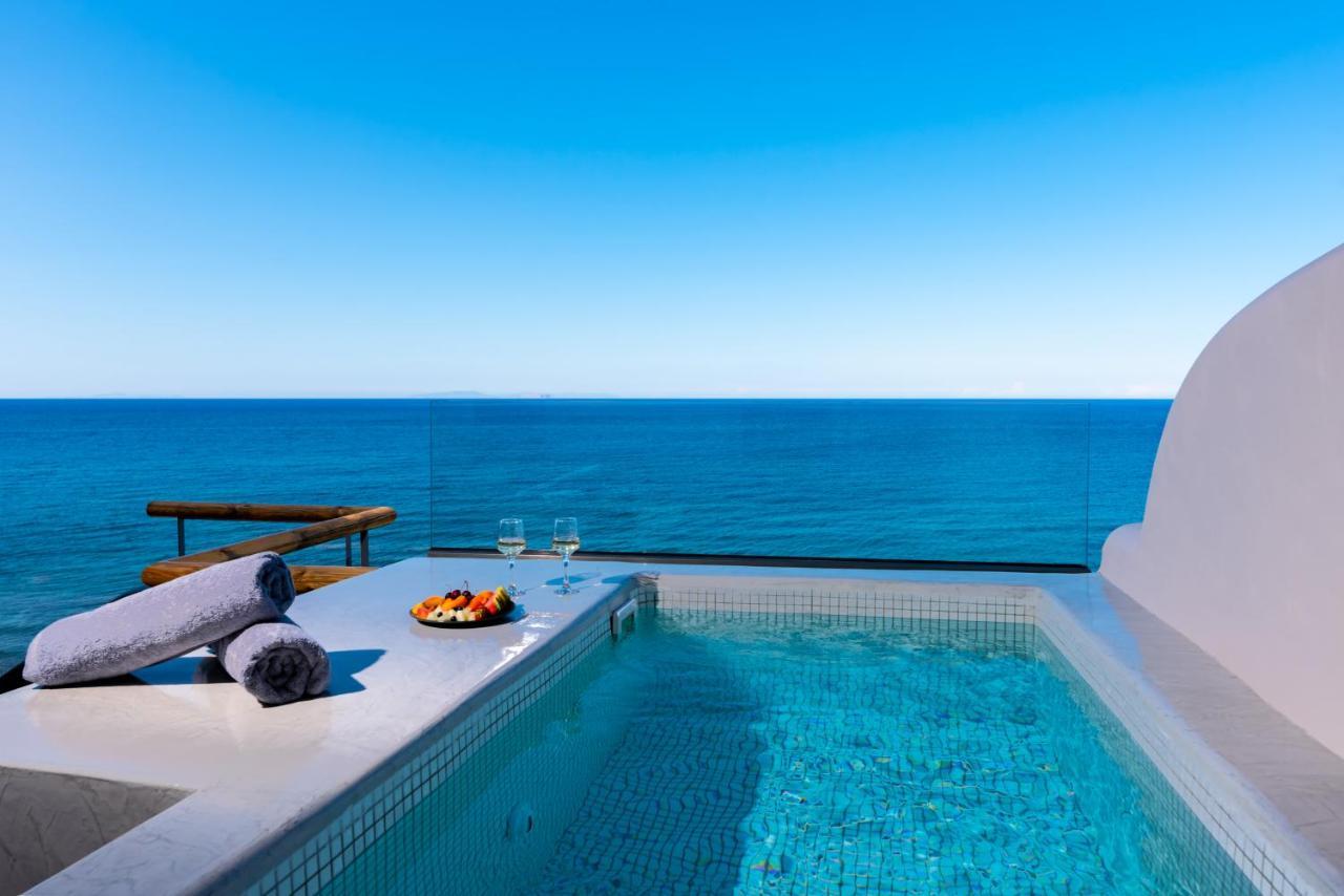 Neoma Luxury Suites 카르테라도스 외부 사진