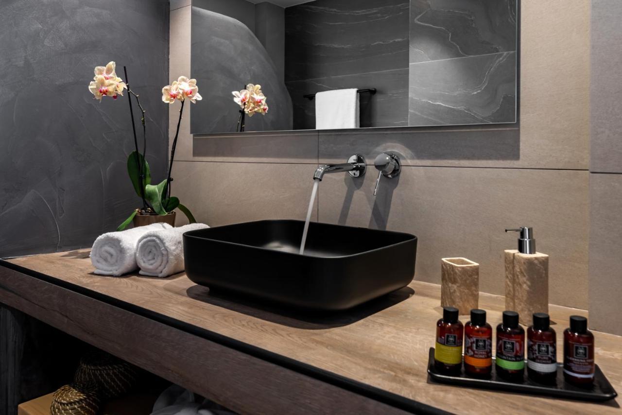 Neoma Luxury Suites 카르테라도스 외부 사진